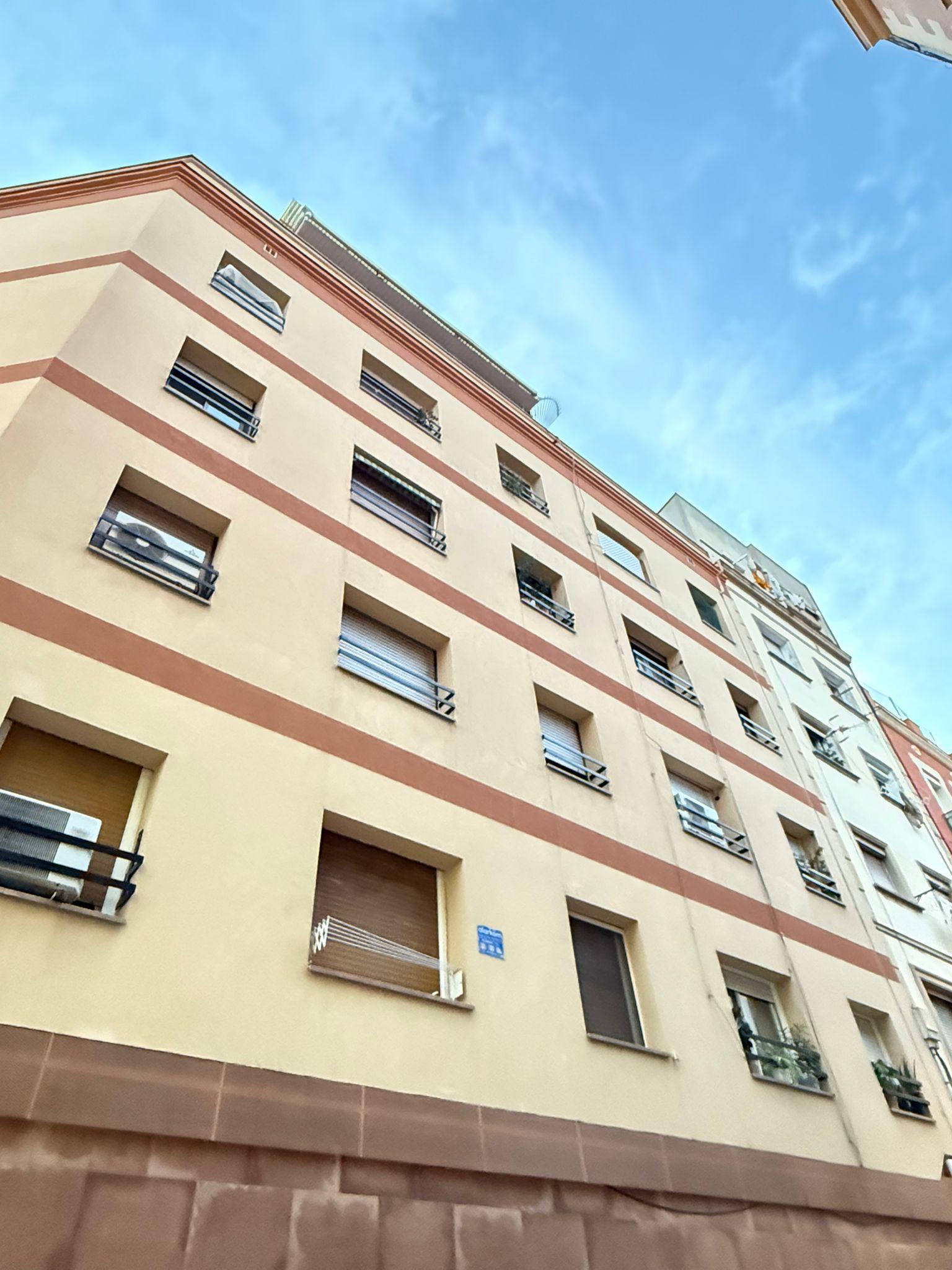 Imagen 1 Piso en venta en Hospitalet De Llobregat L´ / A solo10 minutos del Mercado de Collblanc