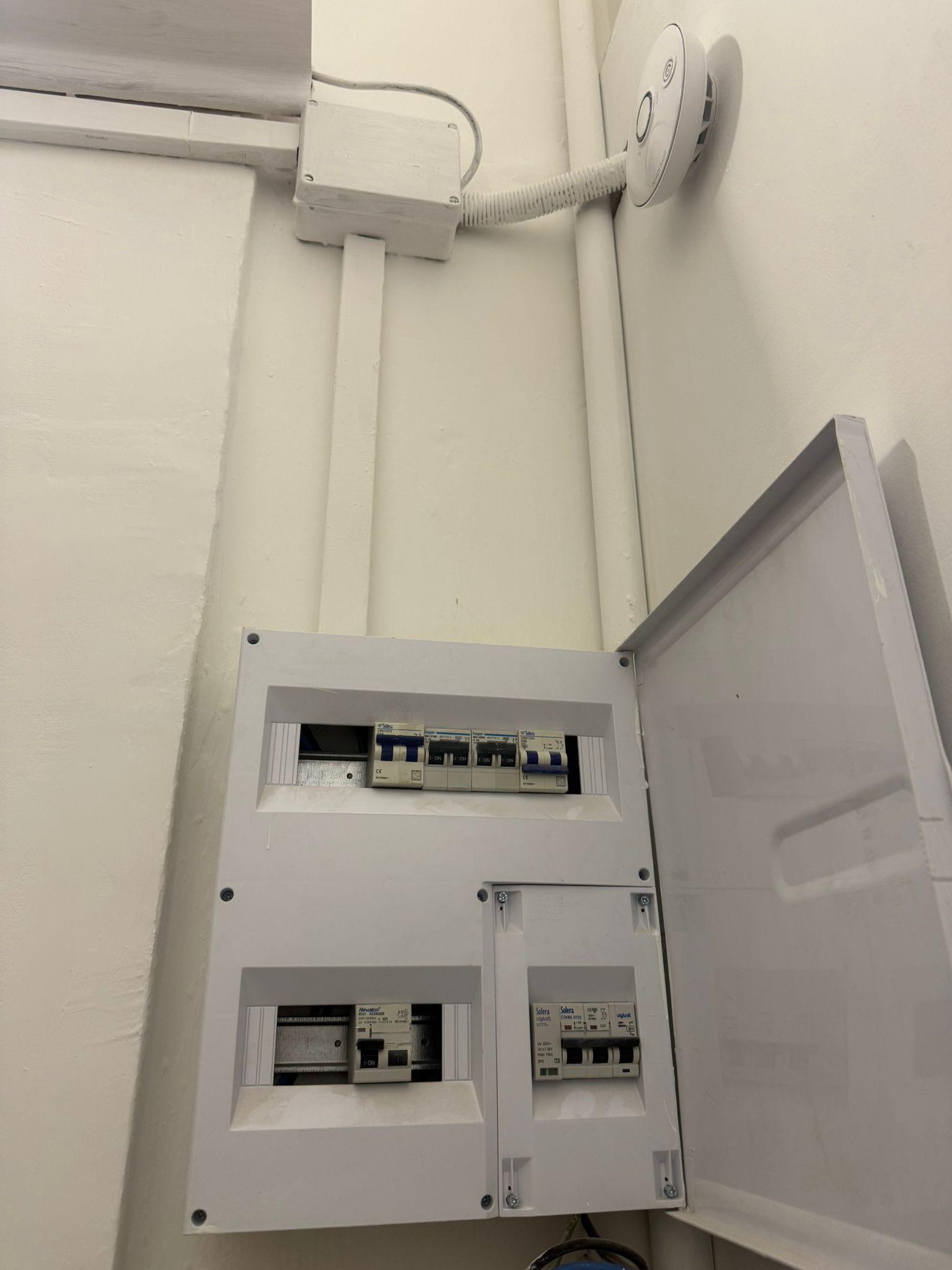 Imagen 16 Piso en venta en Hospitalet De Llobregat L´ / A solo10 minutos del Mercado de Collblanc