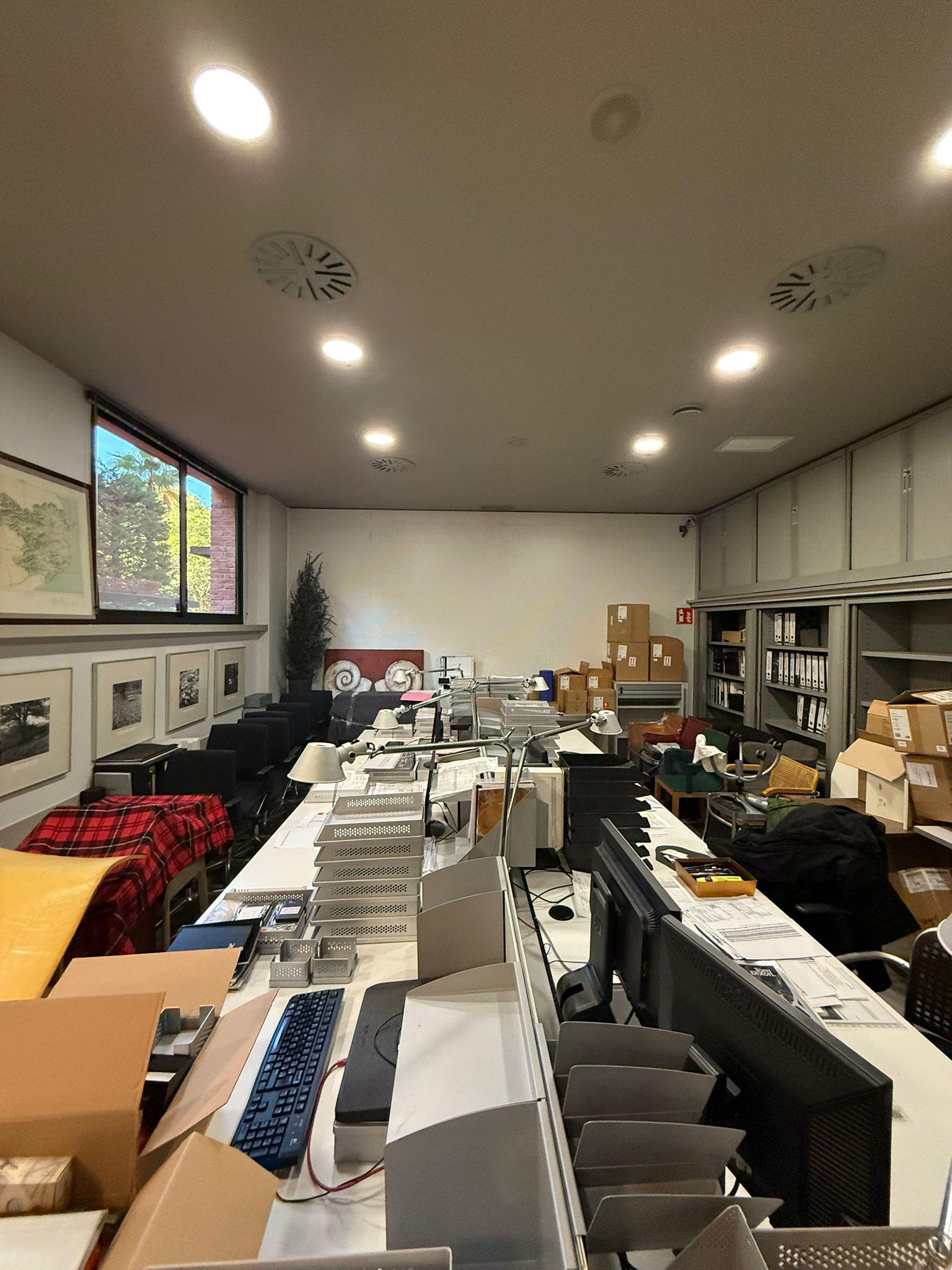 Imagen 5 Oficina Comercial en venta en Barcelona / A tan solo 10 minutos del Corte Ingles Diagonal