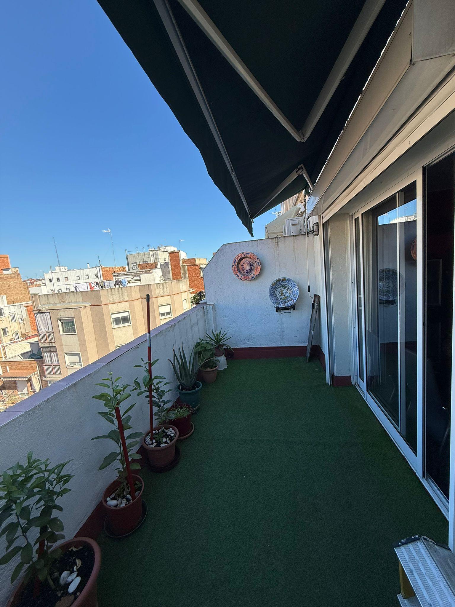 Imagen 1 Ático en venta en Hospitalet De Llobregat L´ / A tan solo una calle de Barcelonacalle R...