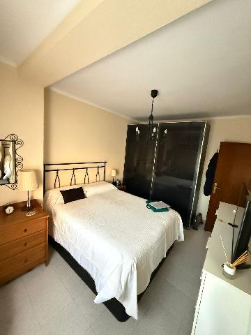 Imagen 10 Inmueble 299937 - Piso en venta en Hospitalet De Llobregat (L´) / Junto al metro de la Torrasa linea roja