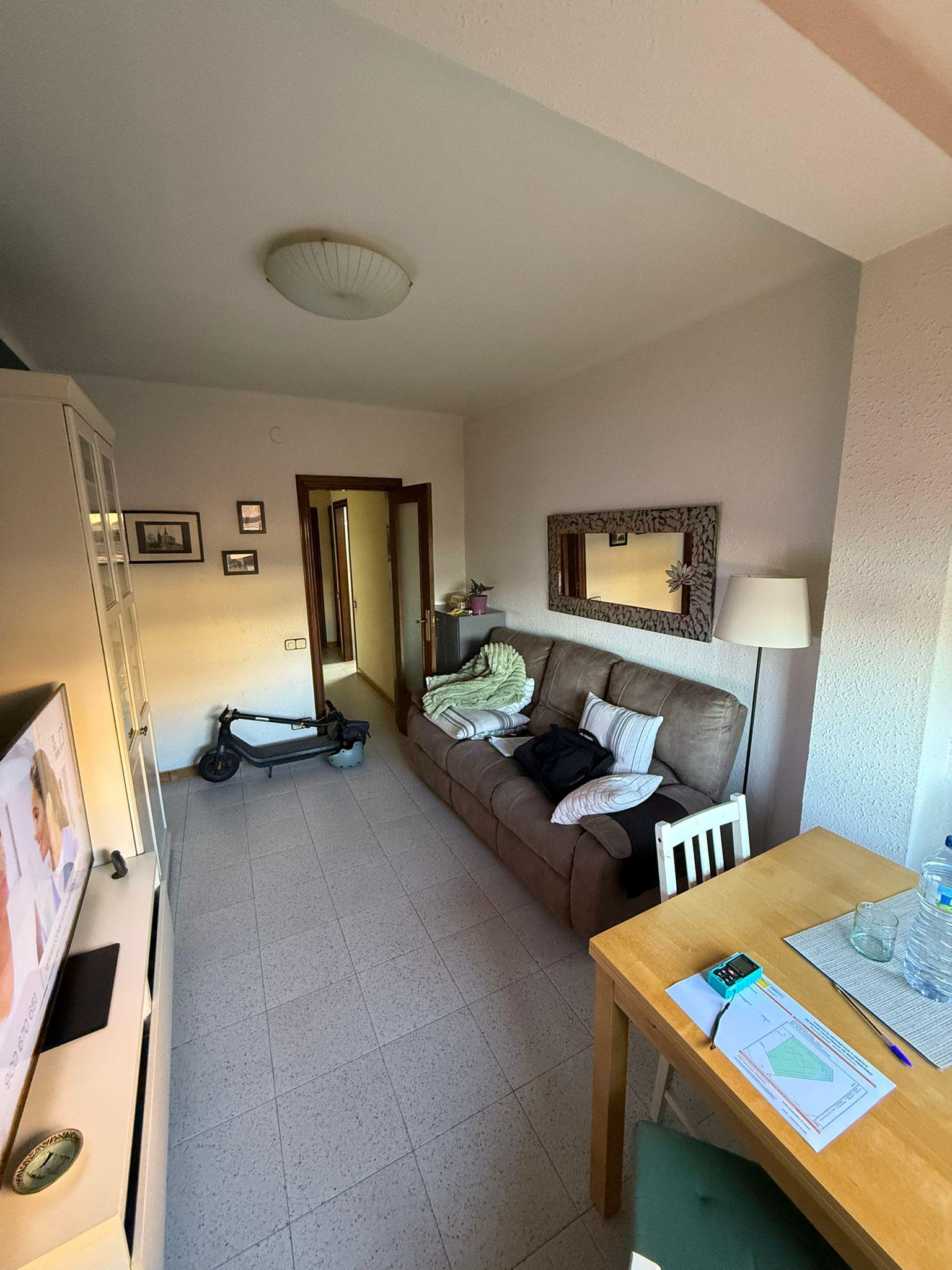 Imagen 3 Piso en venta en Hospitalet De Llobregat L´ / Junto al metro de la Torrasa linea roja