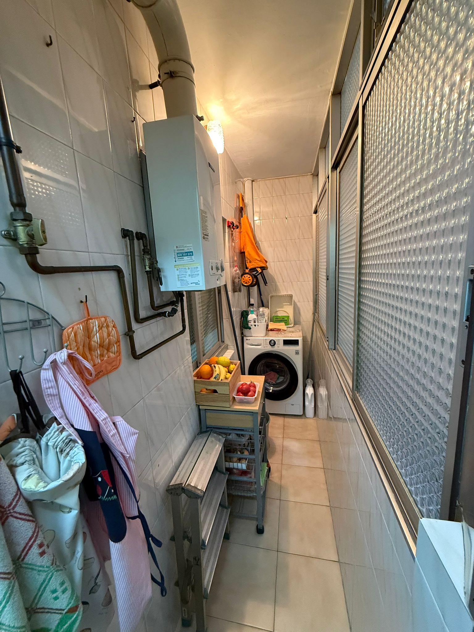 Imagen 15 Piso en venta en Hospitalet De Llobregat L´ / Junto al metro de la Torrasa linea roja