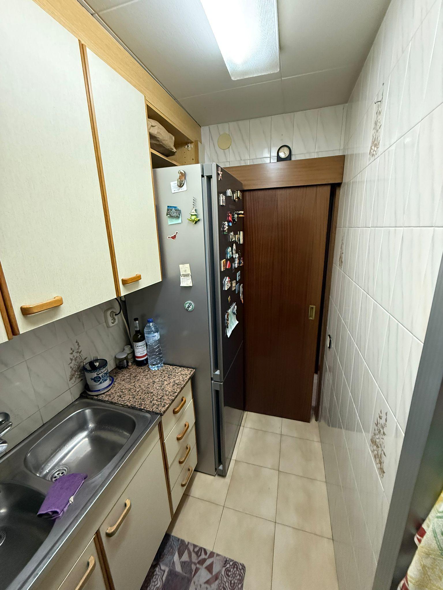 Imagen 13 Piso en venta en Hospitalet De Llobregat L´ / Junto al metro de la Torrasa linea roja