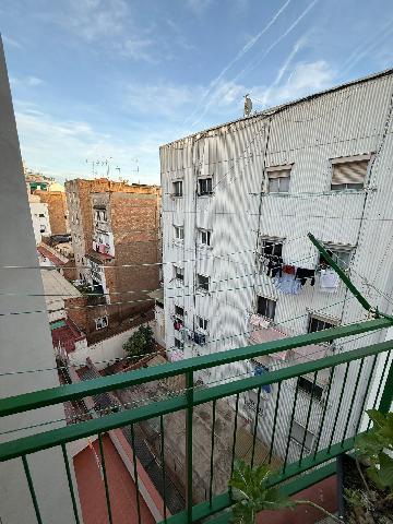 Imagen 2 Inmueble 300932 - Piso en venta en Hospitalet De Llobregat (L´) / A solo una calle de Barcelona ( Riera blanca )