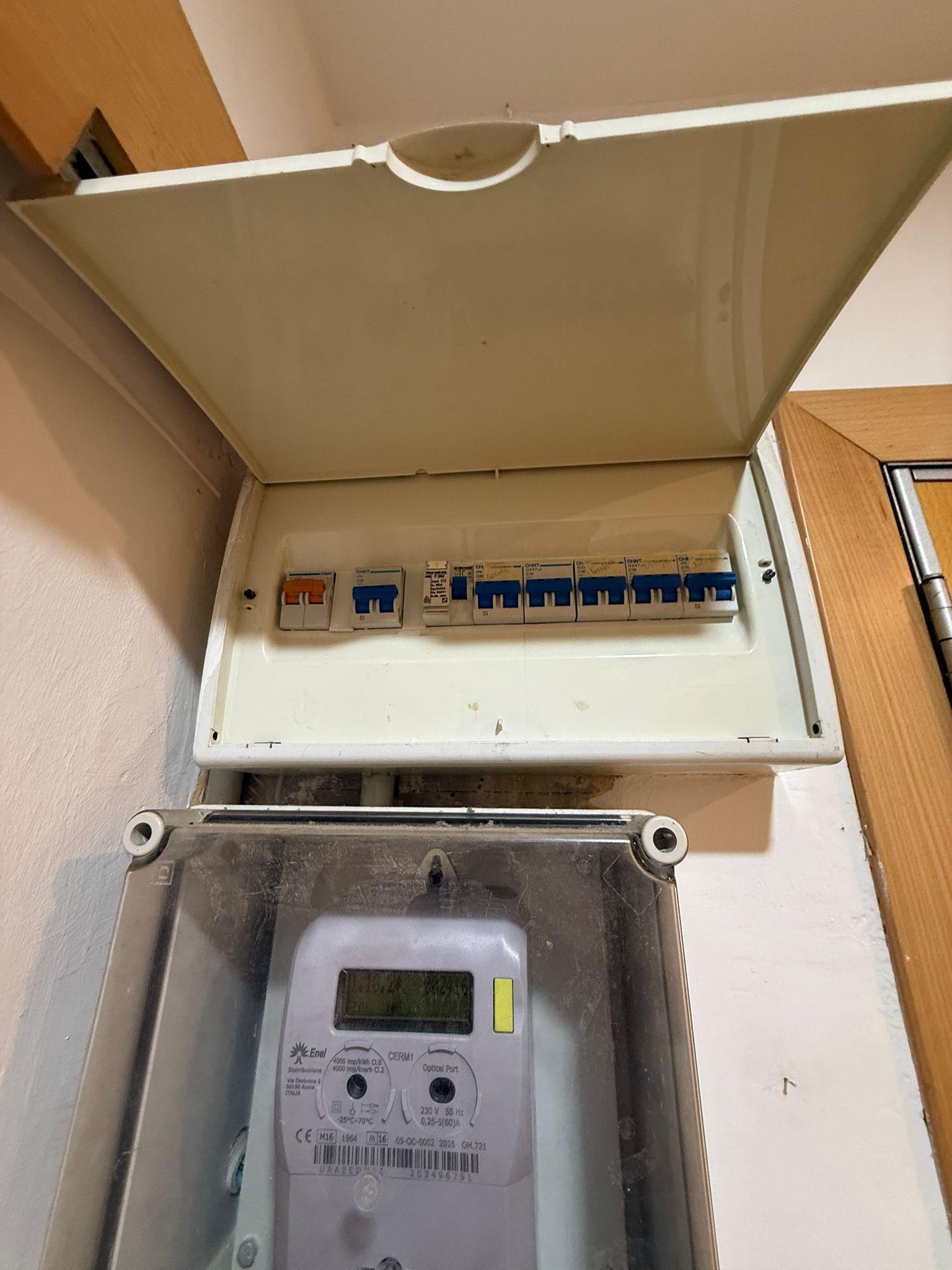 Imagen 12 Piso en venta en Hospitalet De Llobregat L´ / A solo 8 minutos hasta el Mercado de Collblanc