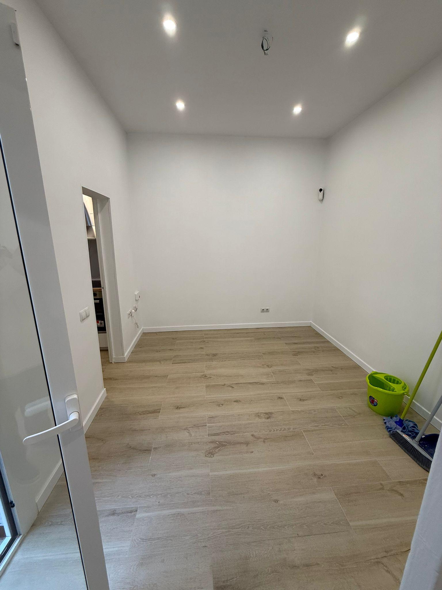 Imagen 12 Casa Pareada en venta en Hospitalet De Llobregat L´ / A solo un caalle de Barcelona San...