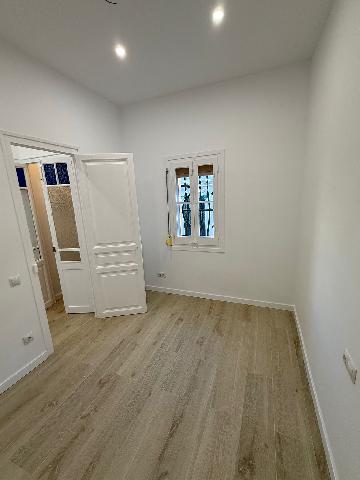 Imagen 6 Inmueble 301524 - Casa Pareada en venta en Hospitalet De Llobregat (L´) / A solo un calle de Barcelona (Sant...