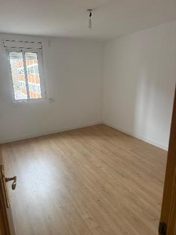 Imagen 11 Inmueble 301678 - Piso en alquiler en Hospitalet De Llobregat (L´) / Metro Linea 1 Estación de Bellvitge