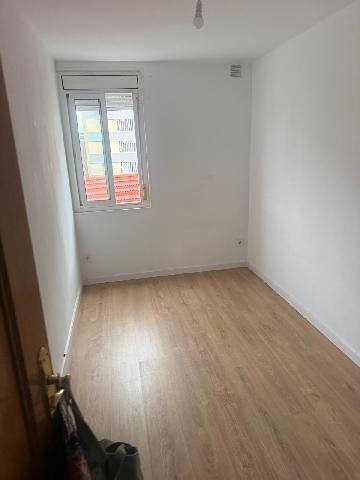 Imagen 13 Inmueble 301678 - Piso en alquiler en Hospitalet De Llobregat (L´) / Metro Linea 1 Estación de Bellvitge