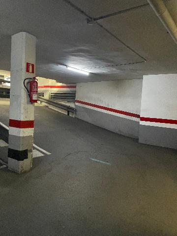 Imagen 11 Inmueble 302554 - Parking Coche en venta en Barcelona /  A 5 minutos Sants Badal - Metro L5