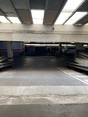 Imagen 8 Inmueble 302554 - Parking Coche en venta en Barcelona /  A 5 minutos Sants Badal - Metro L5