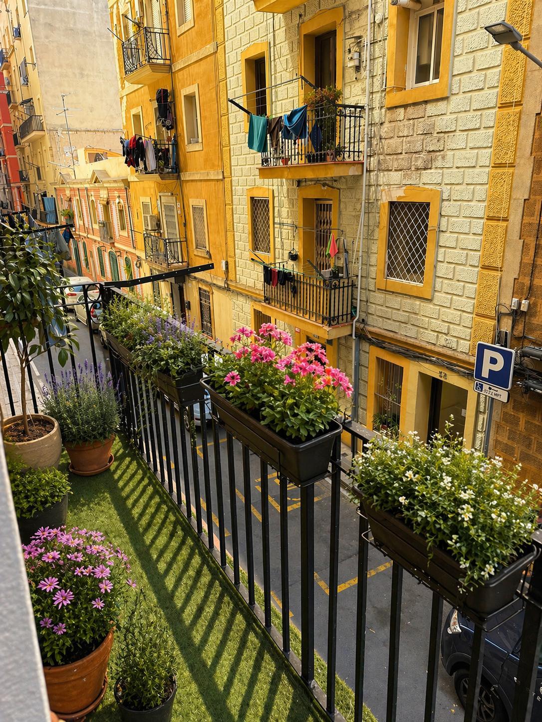 Imagen 1 Piso en venta en Barcelona /  En Barceloneta a una calle de la playa