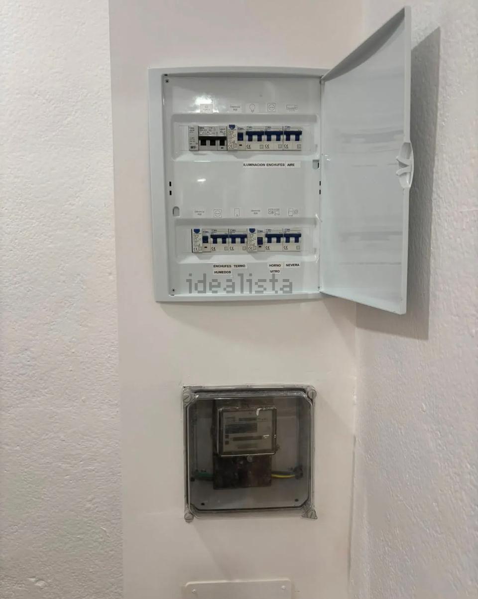 Imagen 8 Planta Baja en venta en Santa Coloma De Gramenet / Metro L1 estacion Fondo