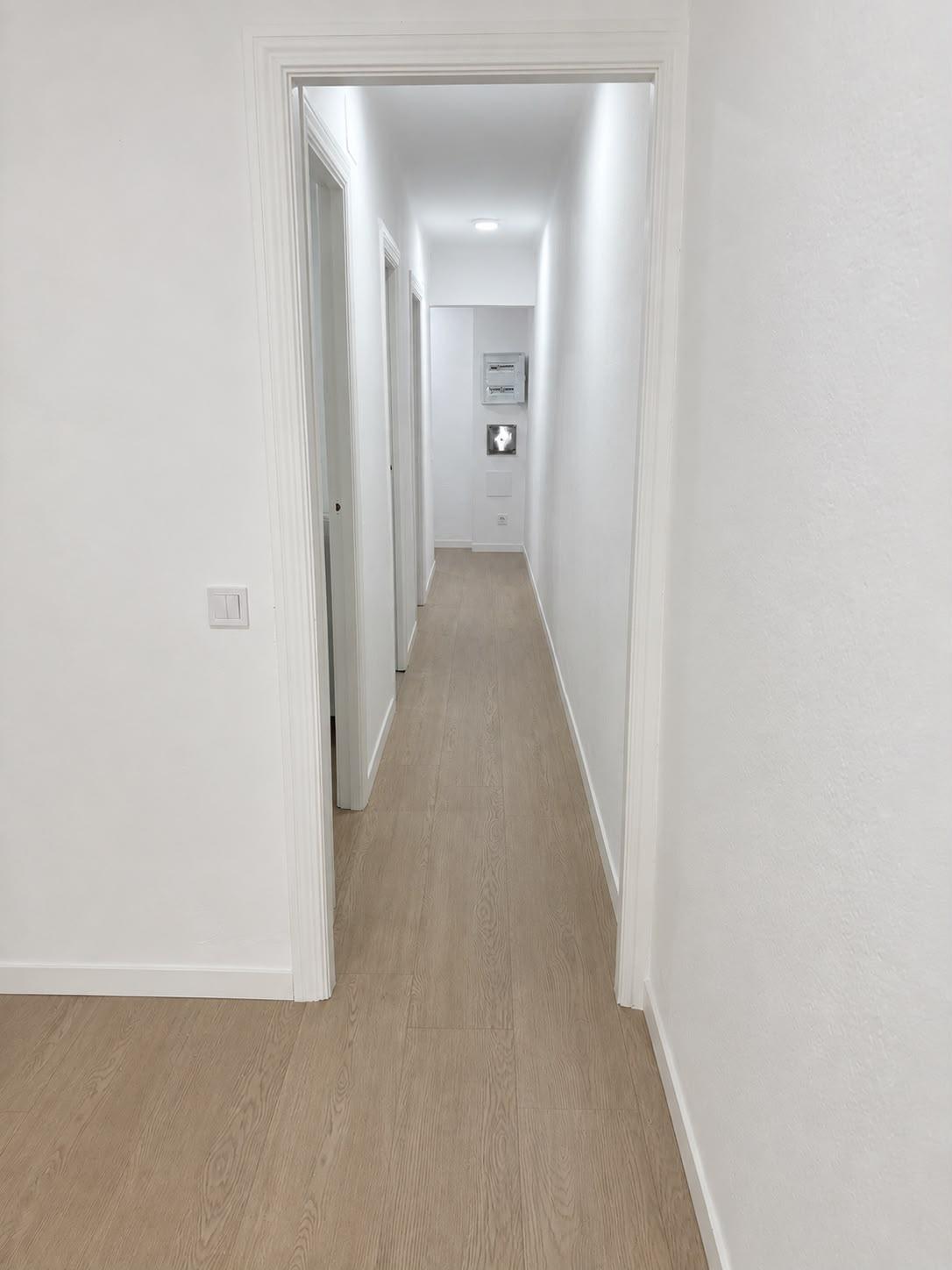 Imagen 5 Planta Baja en venta en Santa Coloma De Gramenet / Metro L1 estacion Fondo