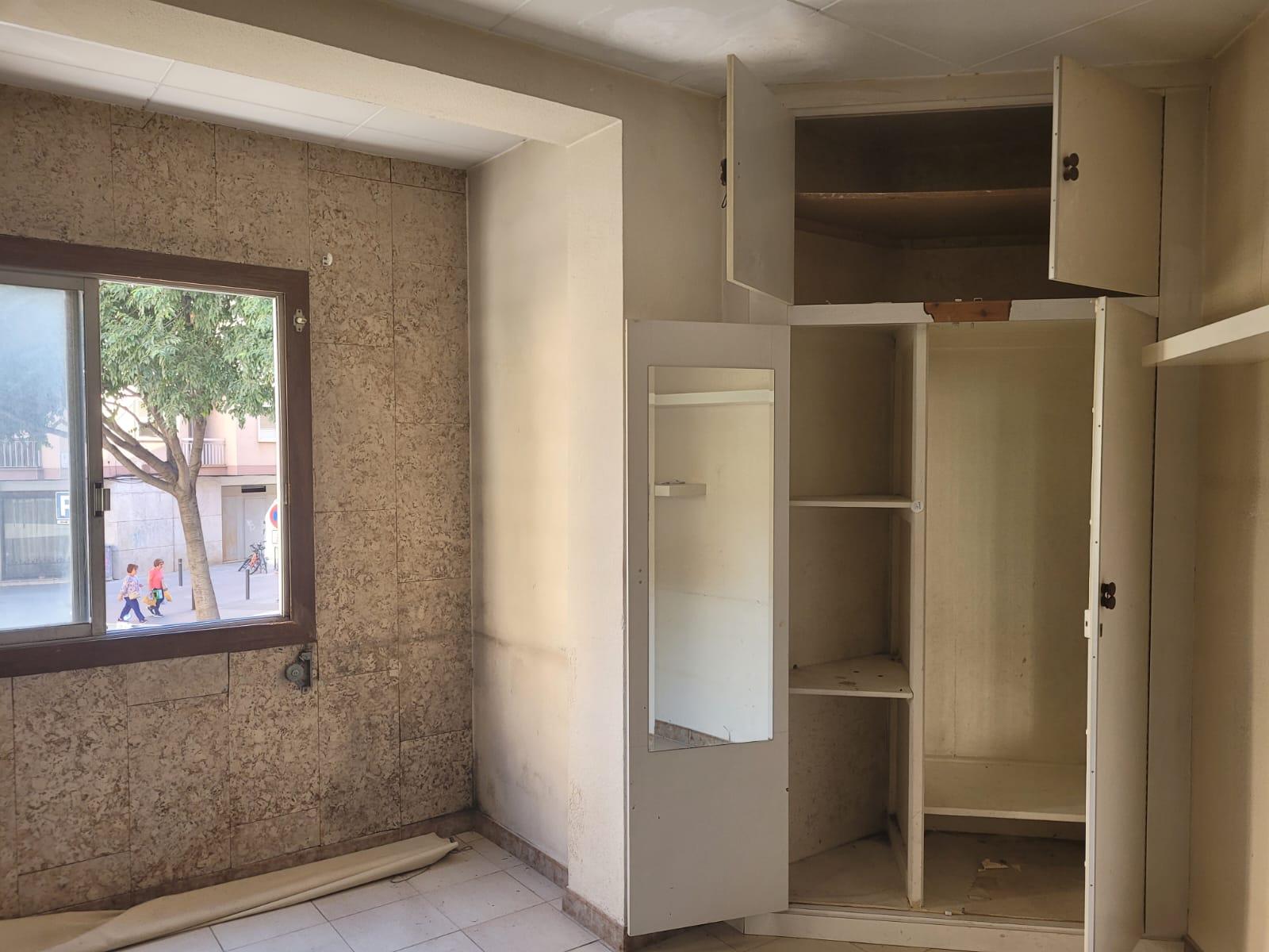 Imagen 3 Apartamento en venta en Hospitalet De Llobregat L´ / Cerca de metro L1,