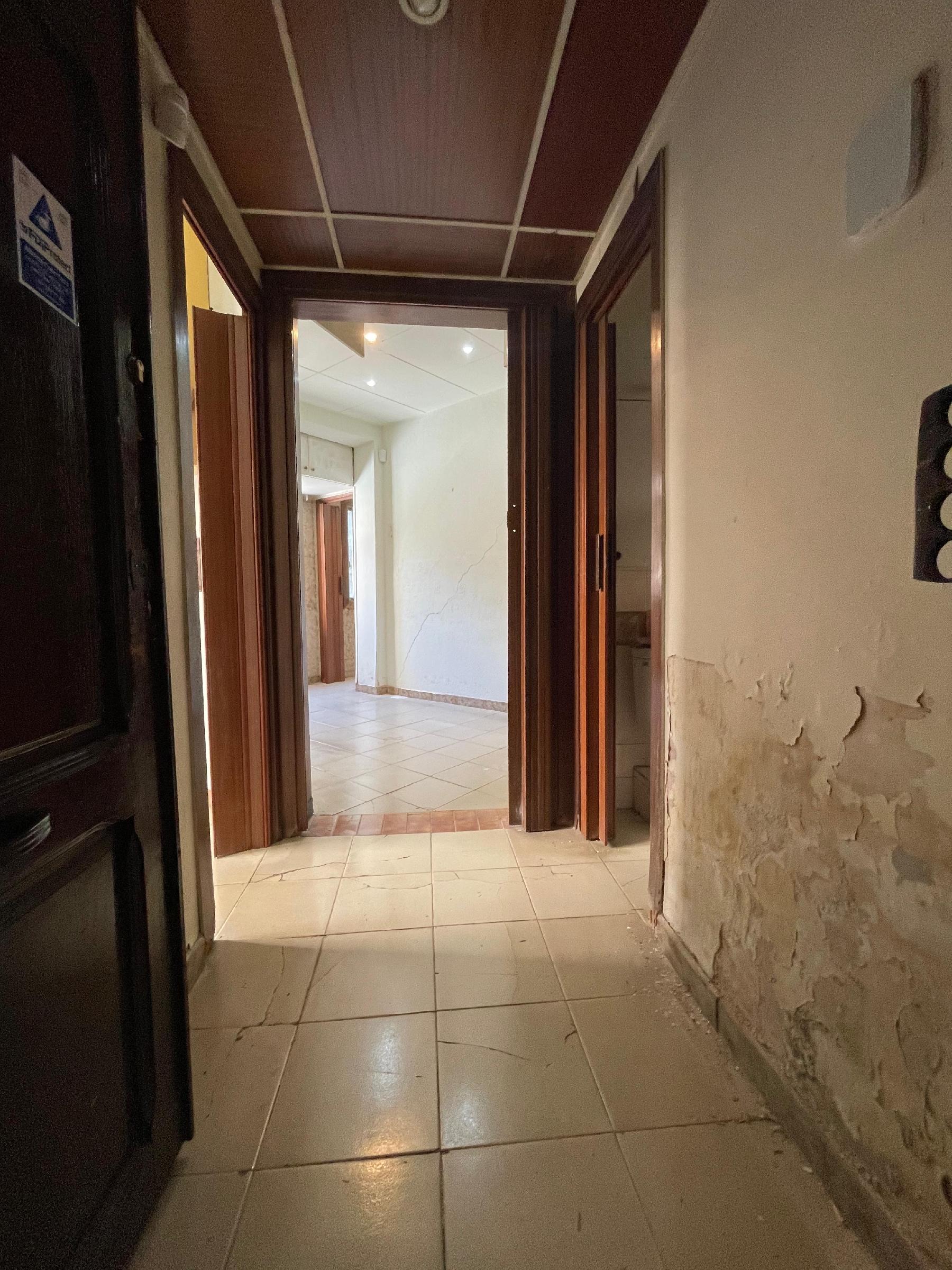 Imagen 17 Apartamento en venta en Hospitalet De Llobregat L´ / Cerca de metro L1,