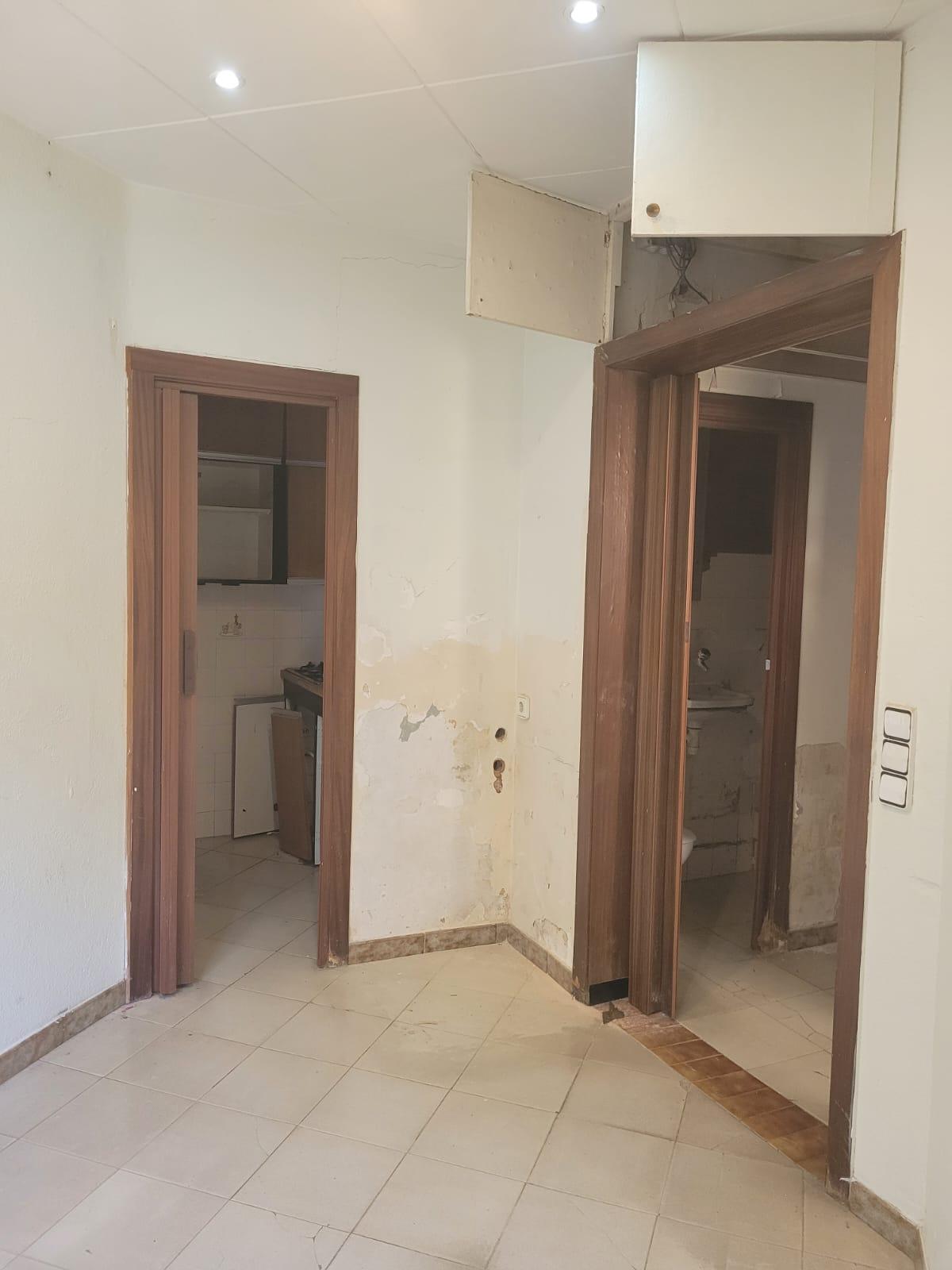 Imagen 2 Apartamento en venta en Hospitalet De Llobregat L´ / Cerca de metro L1,