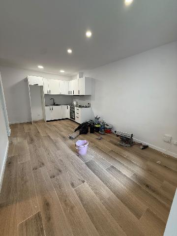 Imagen 3 Inmueble 303889 - Planta Baja en venta en Hospitalet De Llobregat (L´) / A tan solo 5 miunutos de metro L1 T...