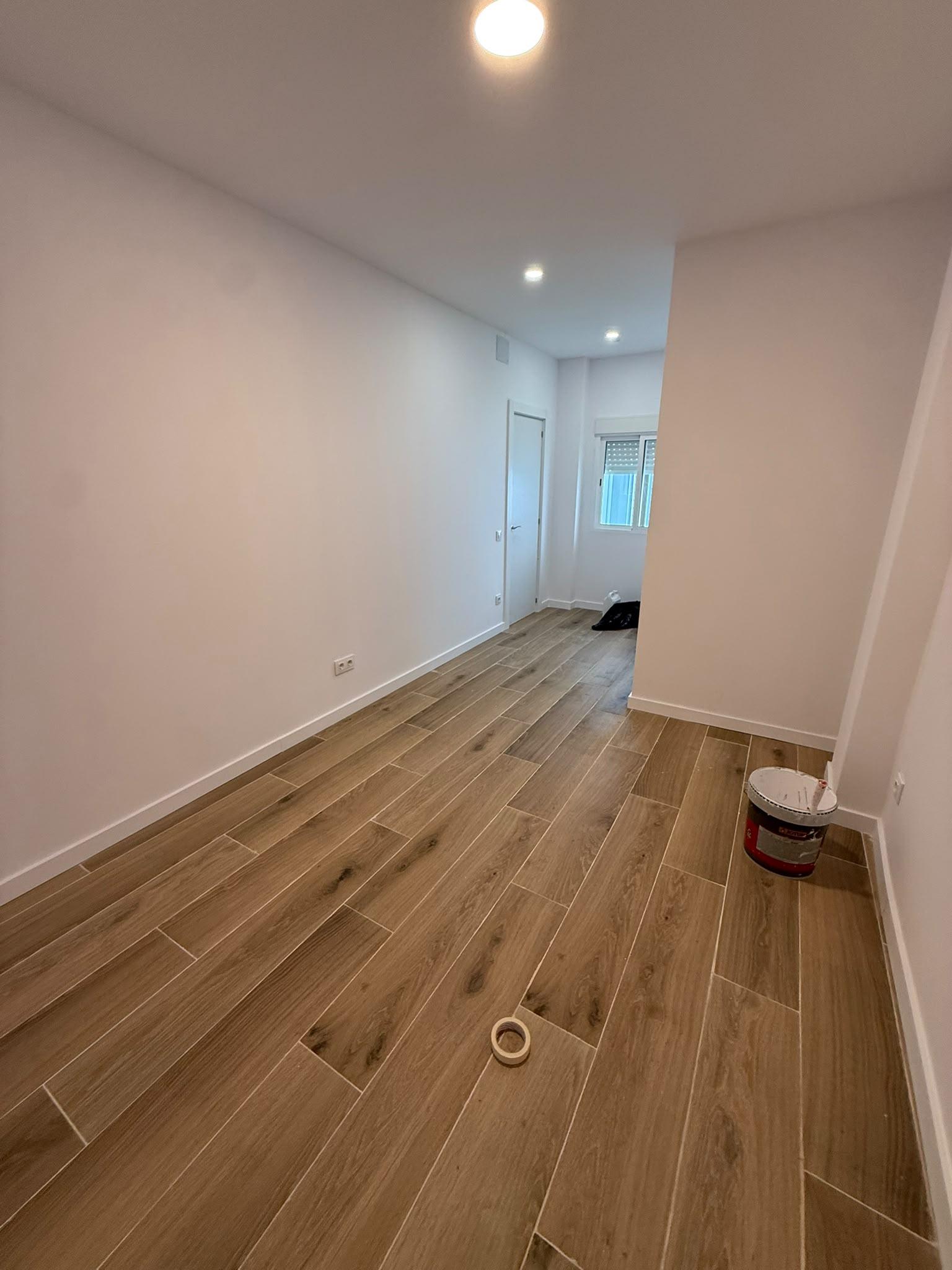 Imagen 18 Planta Baja en venta en Hospitalet De Llobregat L´ / A tan solo 5 miunutos de metro L1 T...