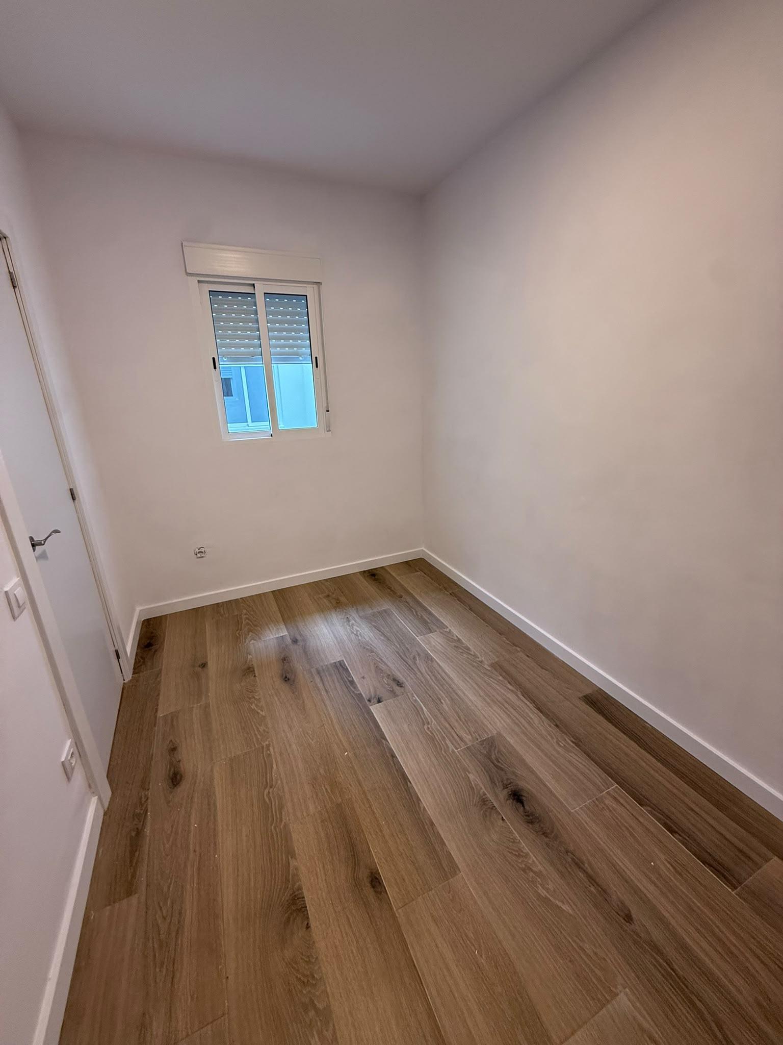 Imagen 8 Planta Baja en venta en Hospitalet De Llobregat L´ / A tan solo 5 miunutos de metro L1 T...