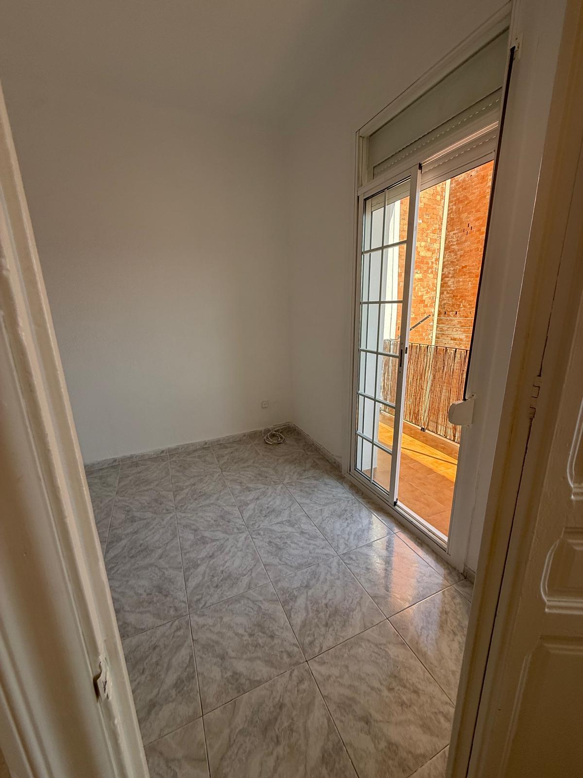 Imagen 10 Apartamento en venta en Hospitalet De Llobregat L´ / Cerca del metro santa eulalia