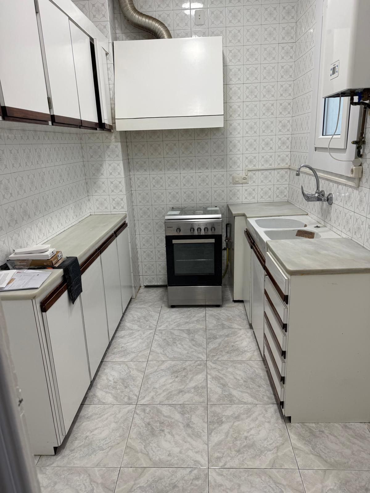 Imagen 12 Apartamento en venta en Hospitalet De Llobregat L´ / Cerca del metro santa eulalia