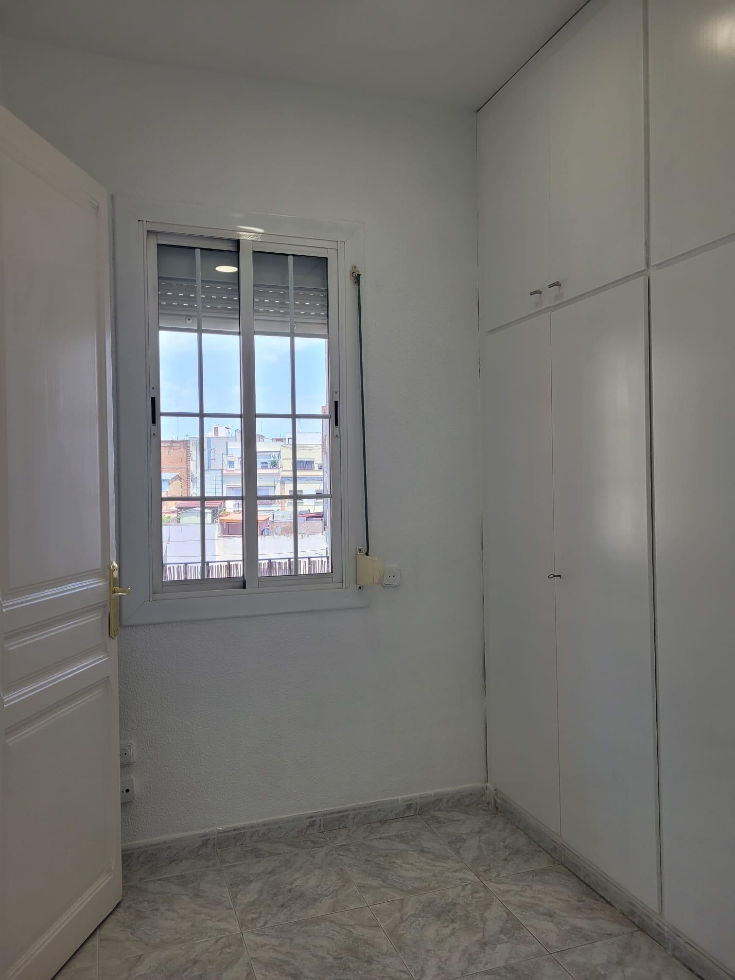 Imagen 14 Apartamento en venta en Hospitalet De Llobregat L´ / Cerca del metro santa eulalia