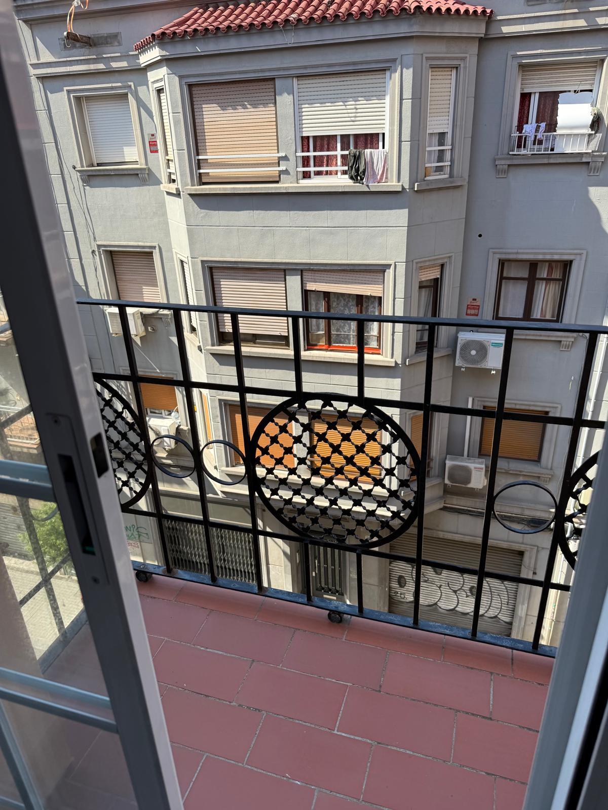 Imagen 4 Apartamento en venta en Hospitalet De Llobregat L´ / Cerca del metro santa eulalia