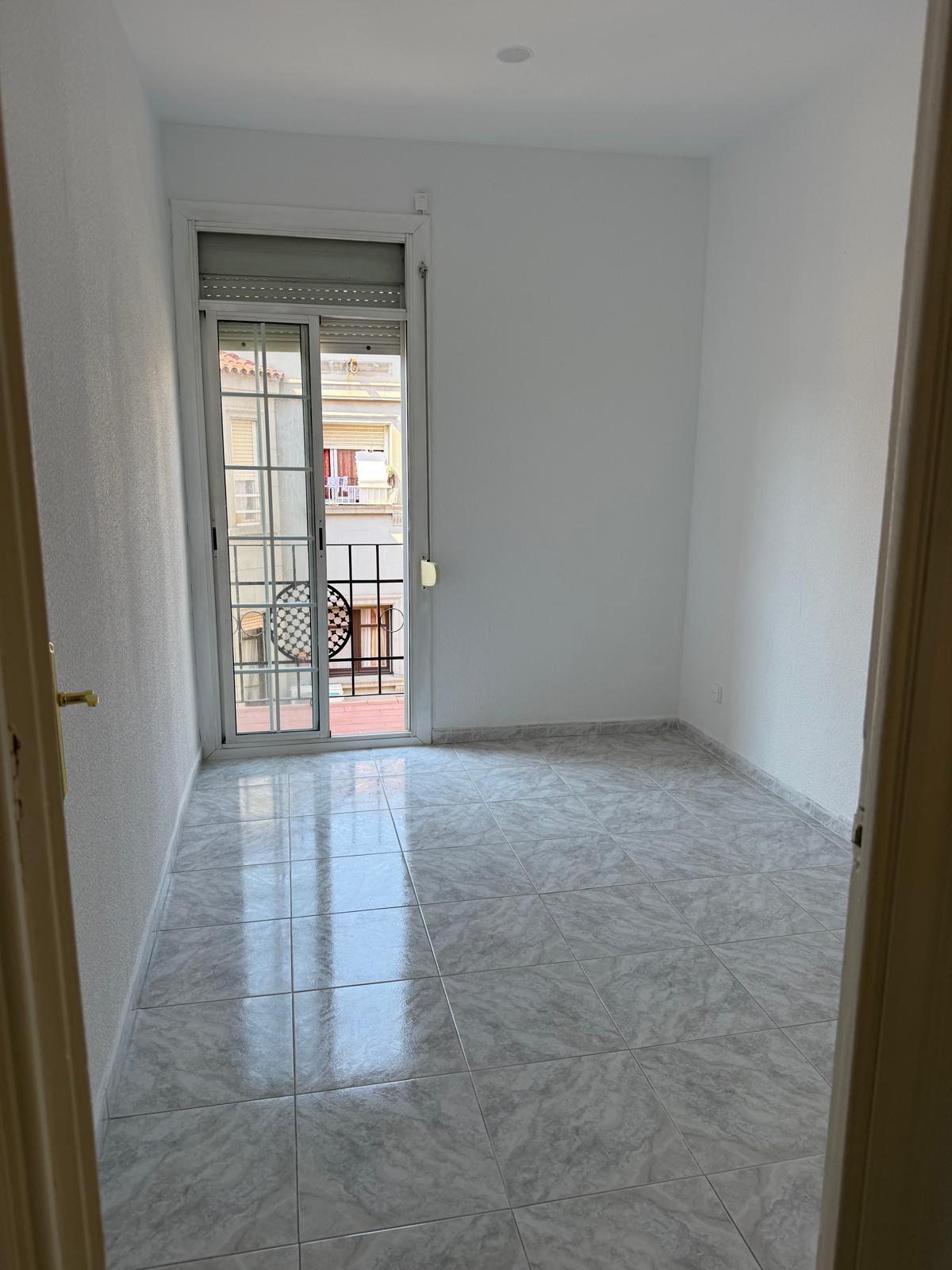 Imagen 6 Apartamento en venta en Hospitalet De Llobregat L´ / Cerca del metro santa eulalia