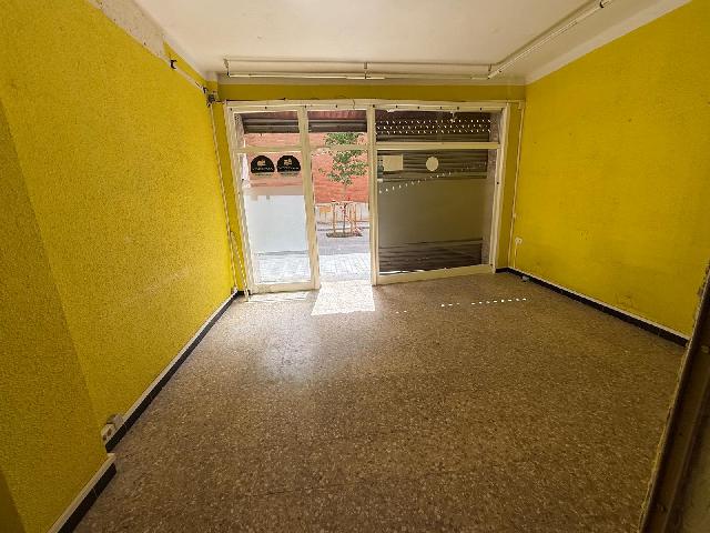 Imagen 4 Inmueble 304151 - Local Comercial en alquiler en Hospitalet De Llobregat (L´) / Metro probenzana L9 Santa Eulalia