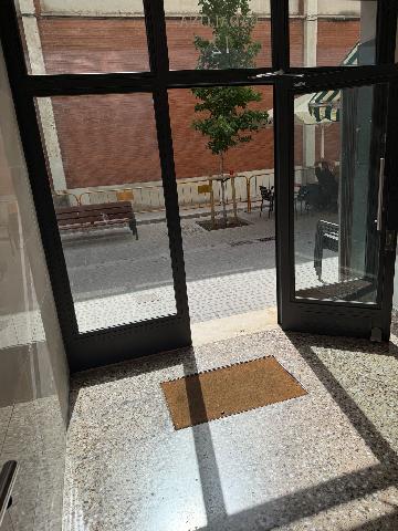 Imagen 9 Inmueble 304151 - Local Comercial en alquiler en Hospitalet De Llobregat (L´) / Metro probenzana L9 Santa Eulalia