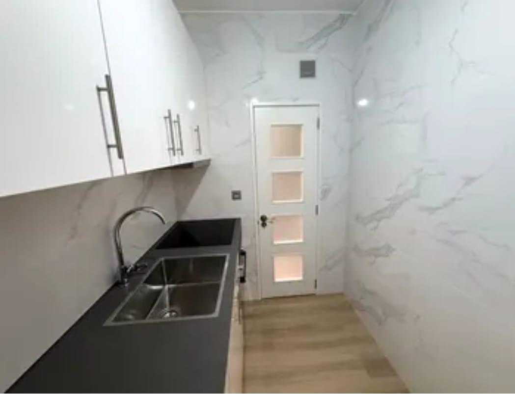 Imagen 13 Apartamento en venta en Esplugues De Llobregat / Baronesa de Maldà