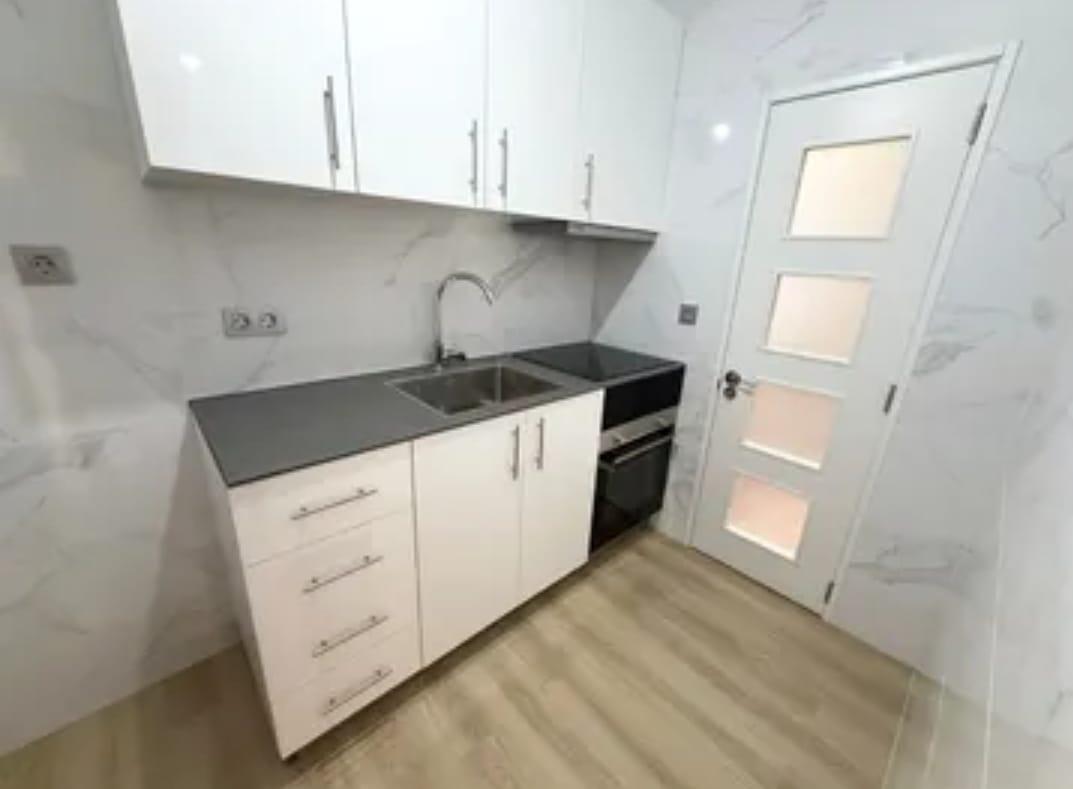 Imagen 14 Apartamento en venta en Esplugues De Llobregat / Baronesa de Maldà