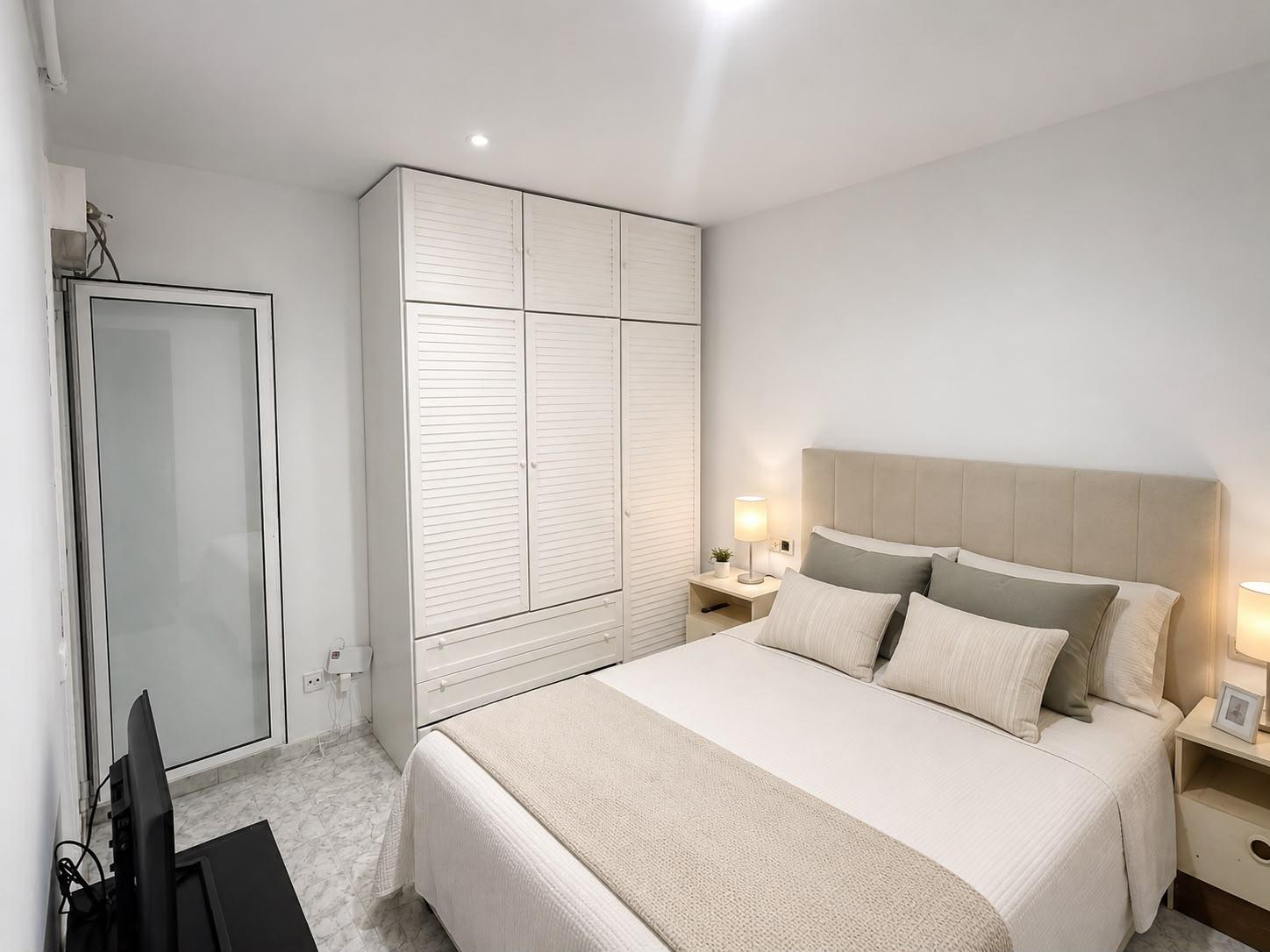 Imagen 1 Planta Baja en venta en Barcelona / Sants en Monjuit