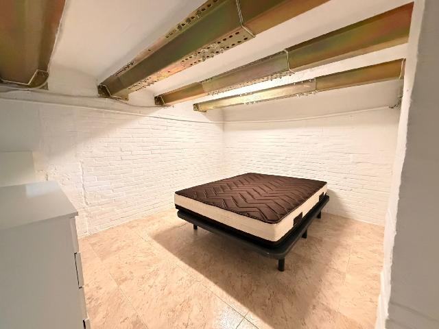 Imagen 17 Inmueble 304481 - Local Comercial en venta en Hospitalet De Llobregat (L´) / Estrategicamente situado a 2 pa...