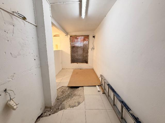 Imagen 20 Inmueble 304481 - Local Comercial en venta en Hospitalet De Llobregat (L´) / Estrategicamente situado a 2 pa...