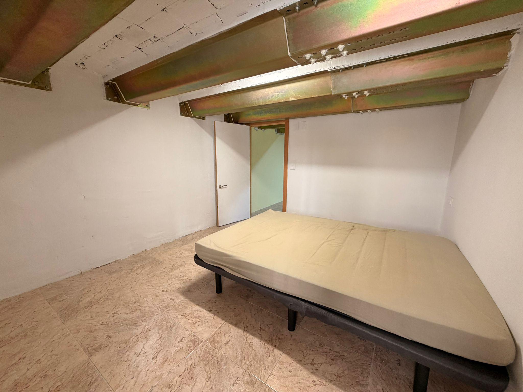 Imagen 21 Local Comercial en venta en Hospitalet De Llobregat L´ / Estrategicamente situado a 2 pa...