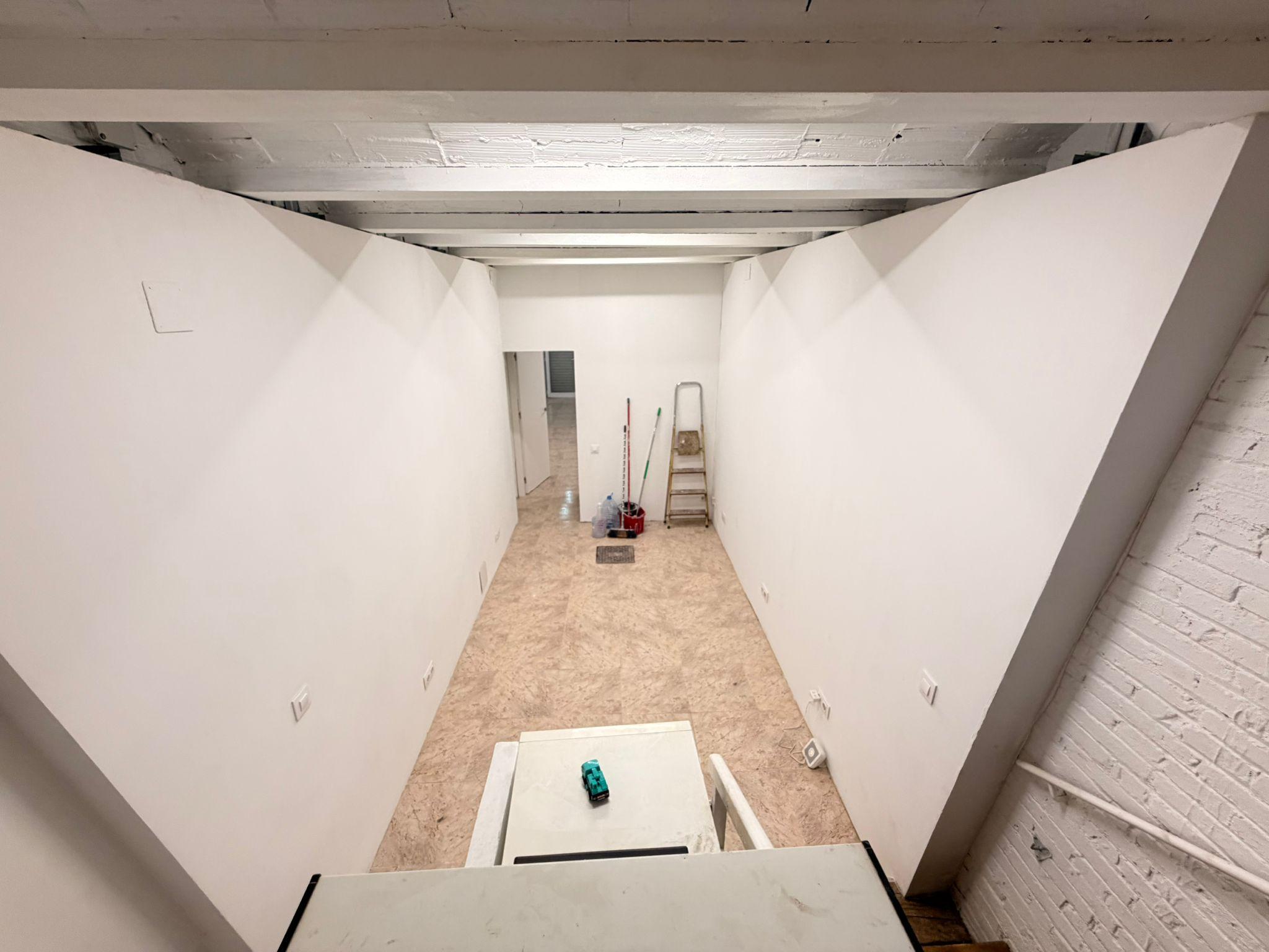 Imagen 36 Local Comercial en venta en Hospitalet De Llobregat L´ / Estrategicamente situado a 2 pa...