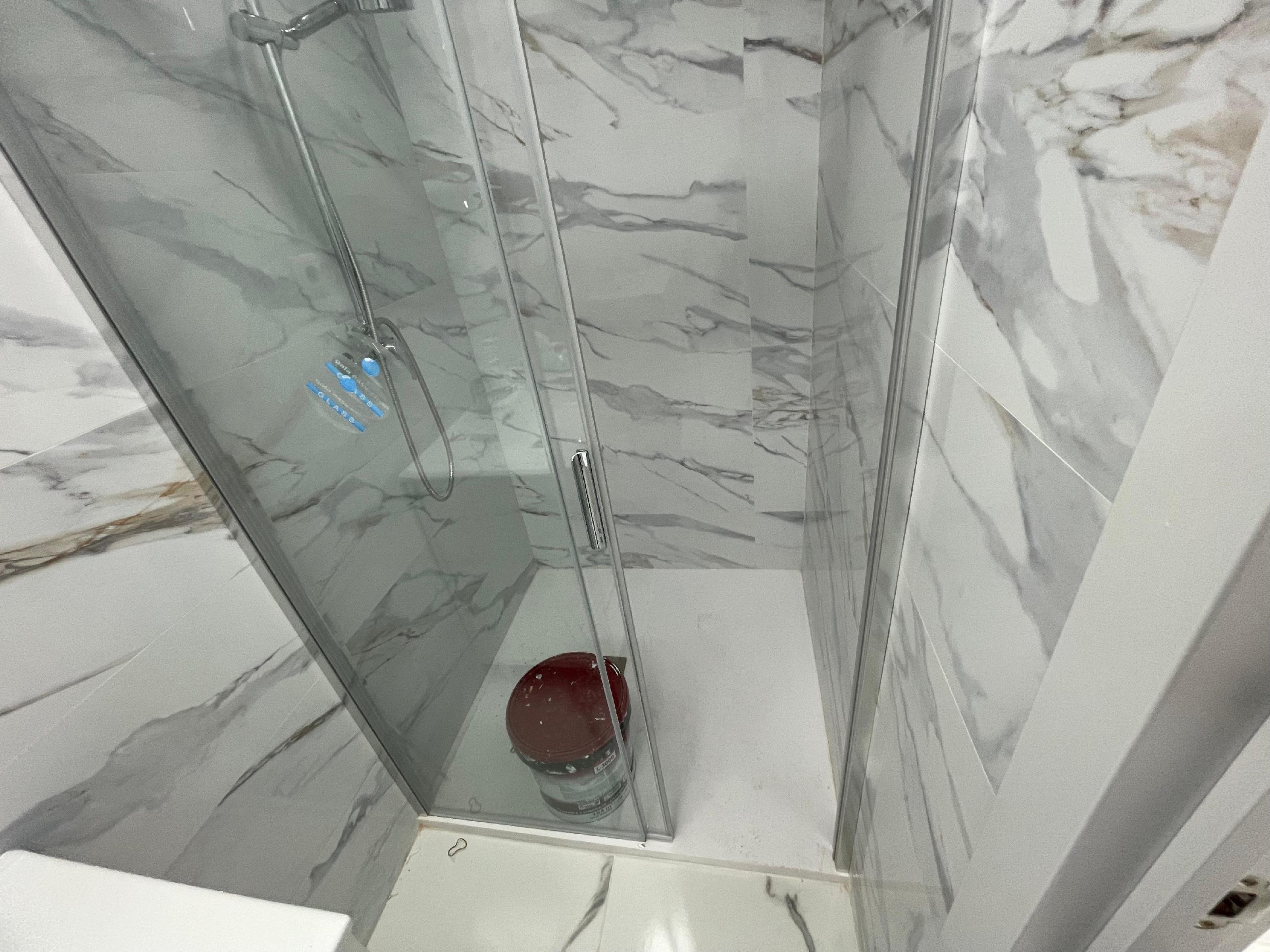 Imagen 9 Local Comercial en venta en Hospitalet De Llobregat L´ / Metro de Santa Eulalia