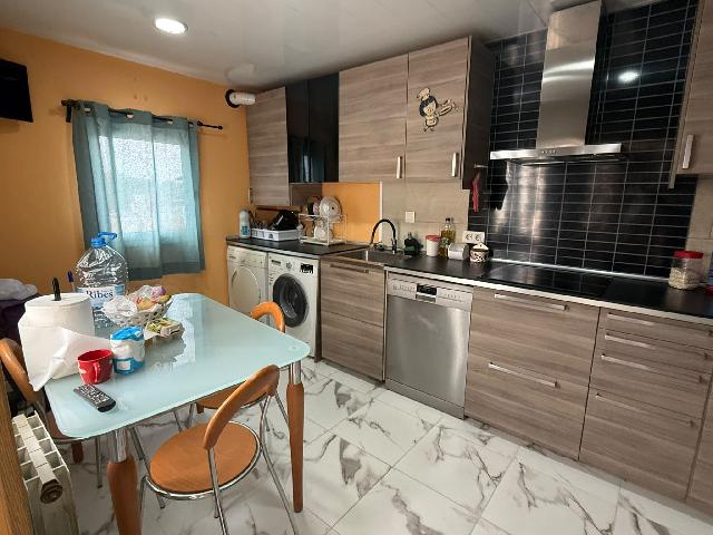 Imagen 1 Inmueble 305436 - Piso en venta en Badalona /  Junto al Parque Turó Caritg