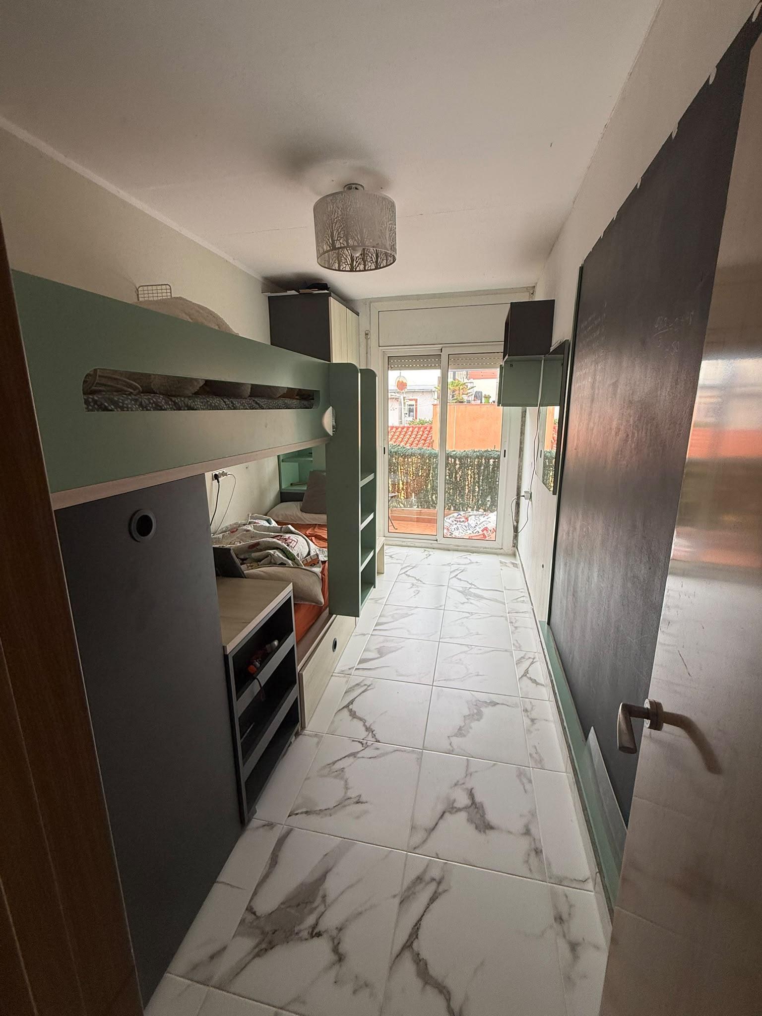 Imagen 12 Piso en venta en Badalona /  Junto al Parque Turó Caritg
