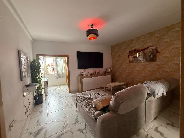 Imagen 6 Inmueble 305436 - Piso en venta en Badalona /  Junto al Parque Turó Caritg