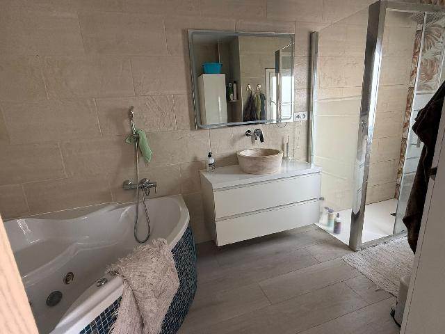 Imagen 13 Inmueble 305436 - Piso en venta en Badalona /  Junto al Parque Turó Caritg