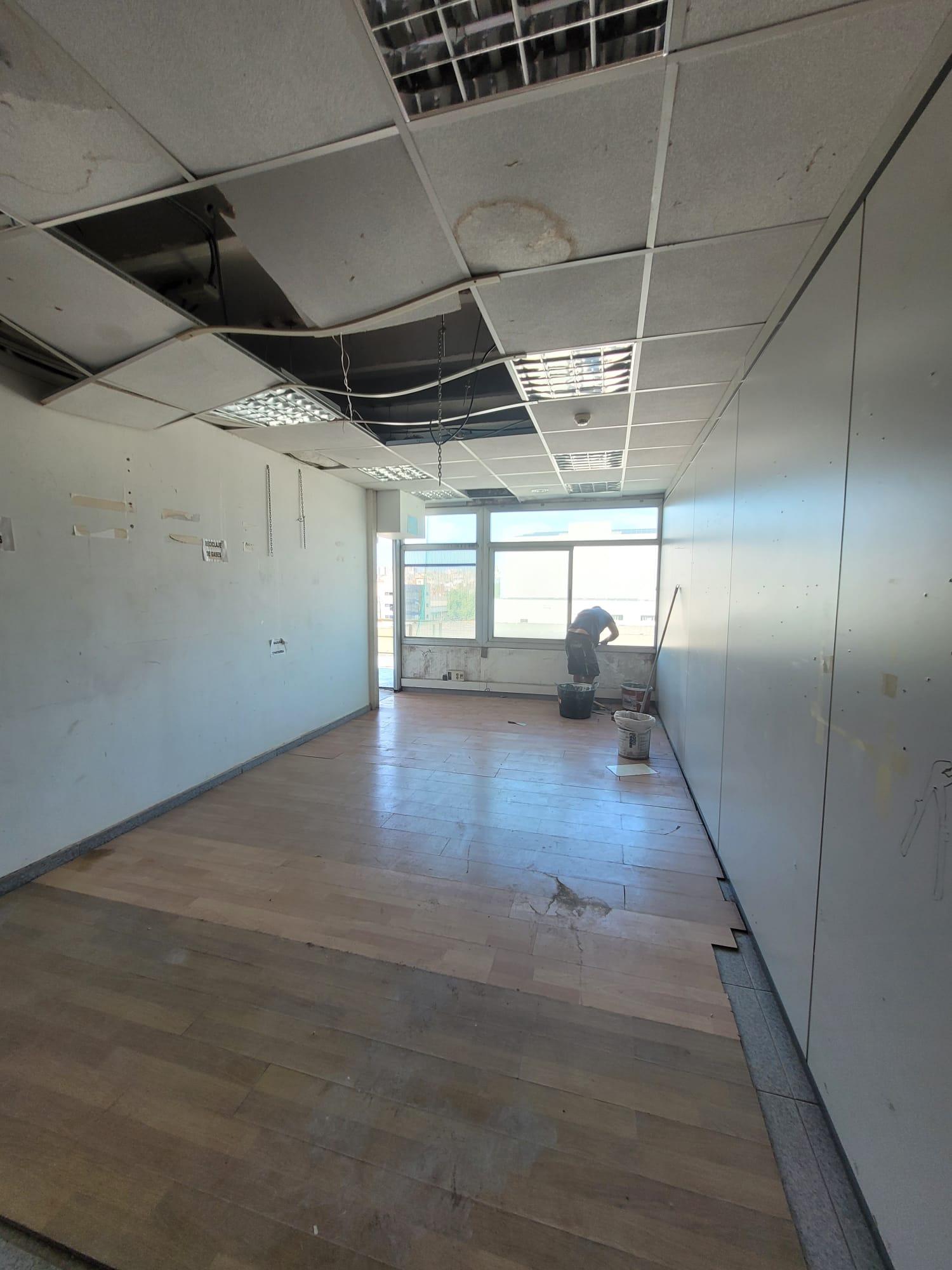 Imagen 6 Local Industrial en alquiler en Hospitalet De Llobregat L´ / Avenida Av fabregada 26