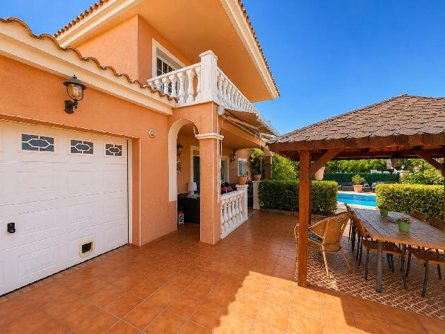 Imagen 7 Inmueble 306058 - Casa Adosada en venta en Cubelles / Cl.arc de Bara cubelles