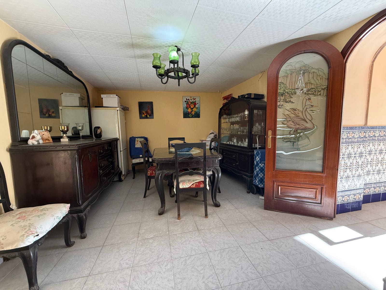 Imagen 4 Casa Adosada en venta en Cubelles / Calle  de la iglesia 10 cubelles