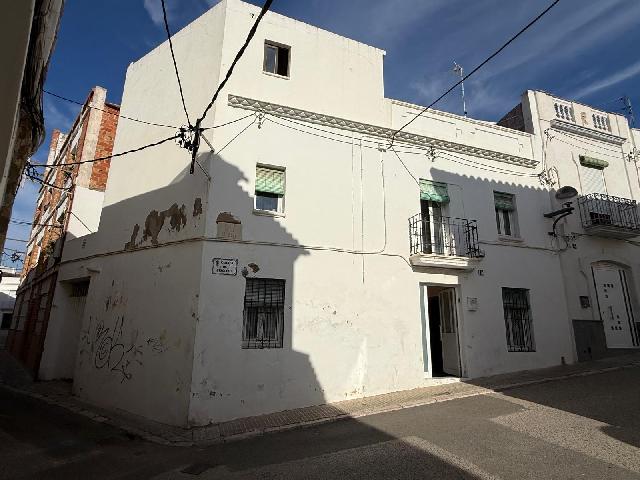 Imagen 1 Inmueble 306604 - Casa Adosada en venta en Cubelles / Calle  de la iglesia 10 cubelles