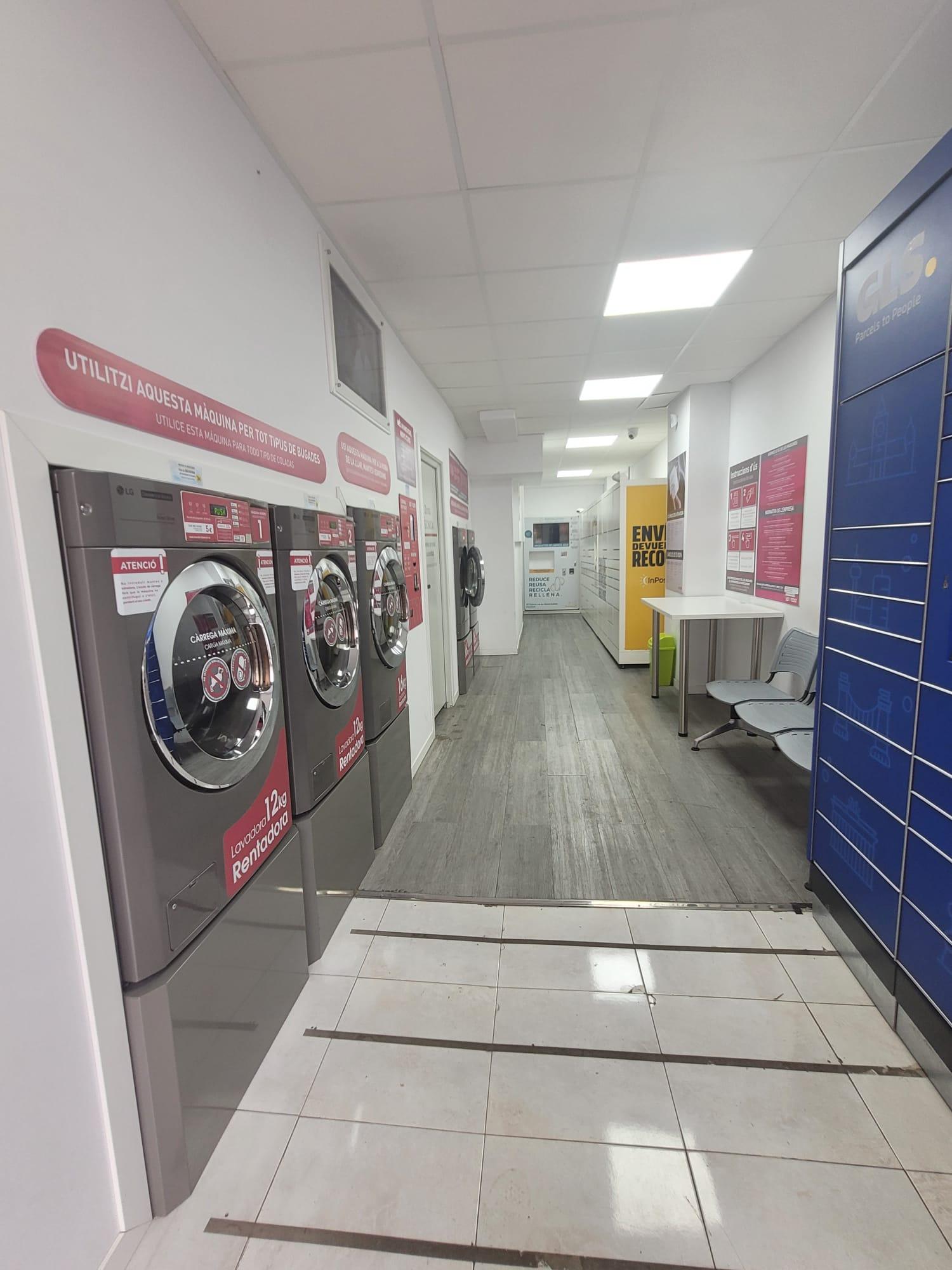 Imagen 4 Local Comercial en venta en Hospitalet De Llobregat L´ /  Calle Treball 21 hospitalet