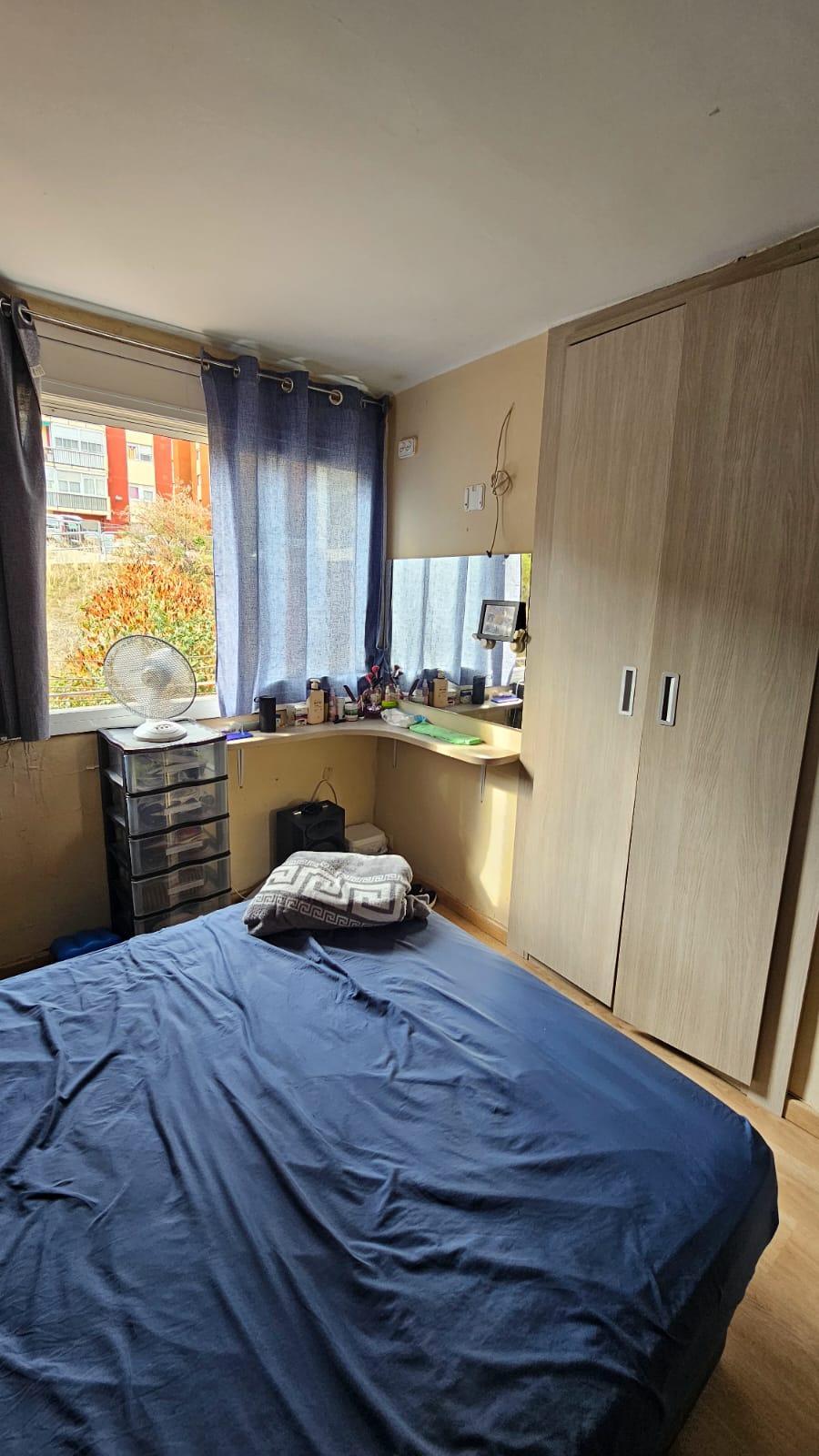 Imagen 2 Apartamento en venta en Barcelona / Calle Carrer de Costabona,  0